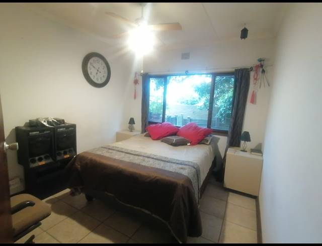 4 BEDROOM FREESTANDING FOR SALE IN PANORAMA